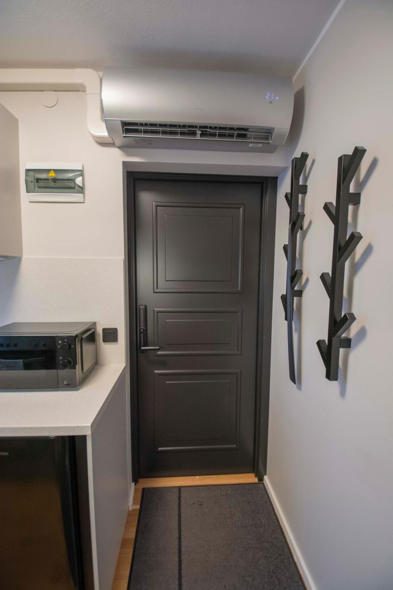 Karlovaidyll 2 - Cozy Apartment In A Quiet Area With Free Parking Tartu Kültér fotó